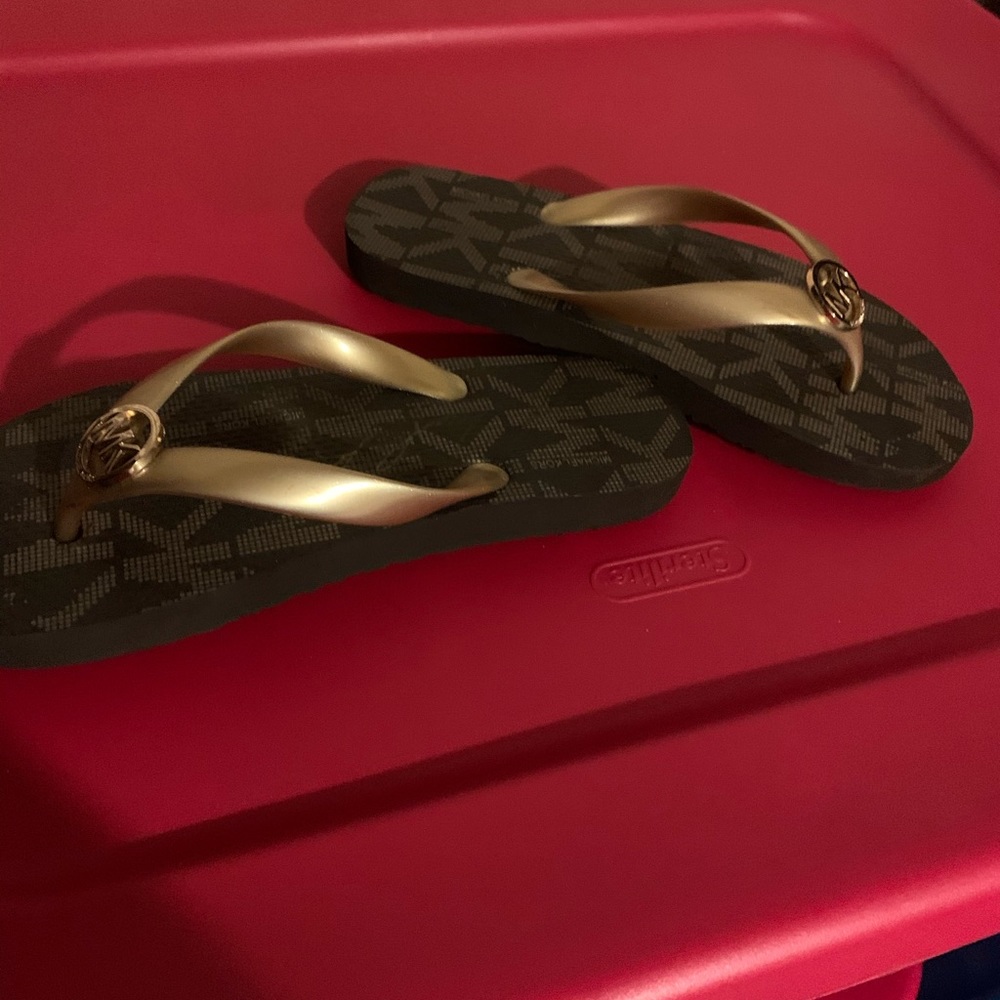 Michael Kors flip flops